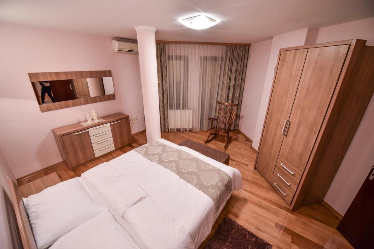 Apartman Natalija Баня Лука Екстериор снимка