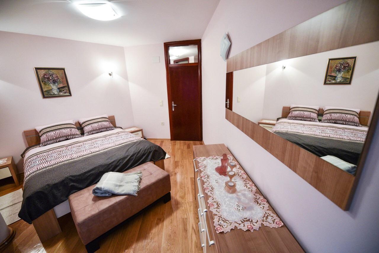 Apartman Natalija Баня Лука Екстериор снимка